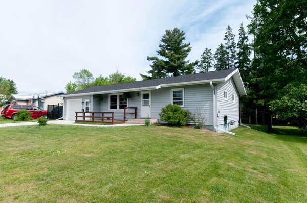 125 W Monroe AVE, Barron, WI 54812