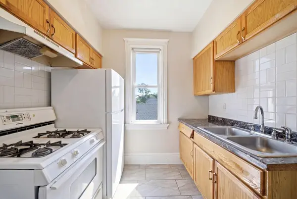621 E 36th ST, Minneapolis, MN 55407