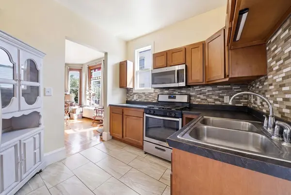 621 E 36th ST, Minneapolis, MN 55407