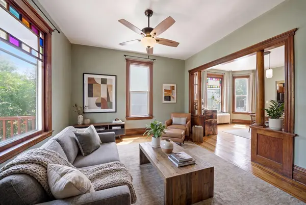 621 E 36th ST, Minneapolis, MN 55407