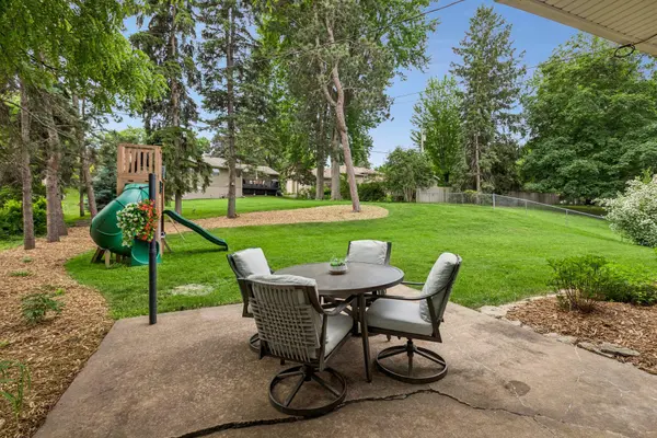 1353 Hillcrest DR NE, Fridley, MN 55432