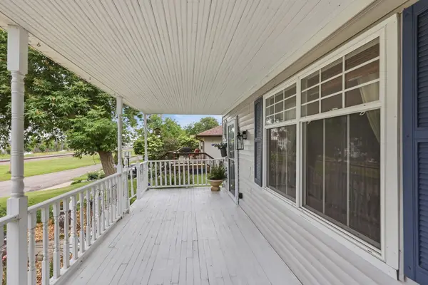4523 Lincoln AVE, White Bear Lake, MN 55110