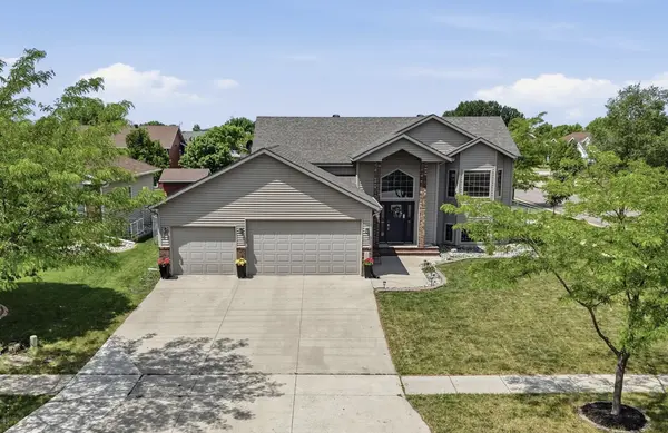 3507 Taylor ST S, Fargo, ND 58104