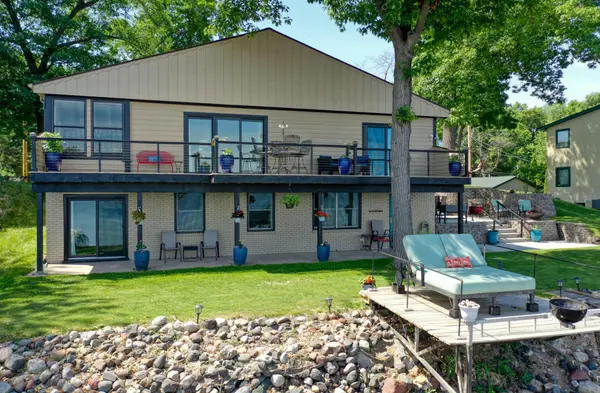 21389 Iverson AVE N, Forest Lake, MN 55025