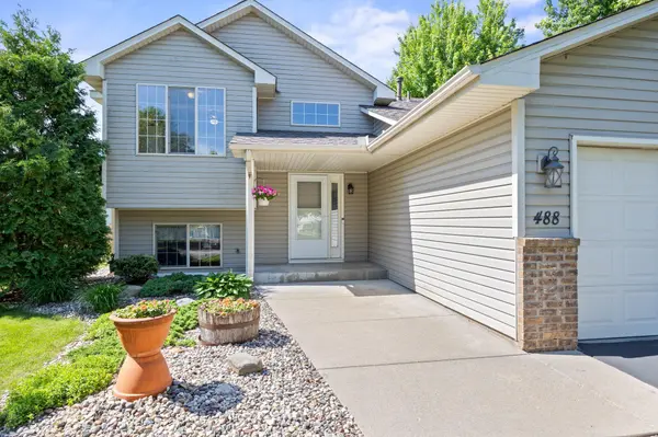488 Thomas AVE, Shakopee, MN 55379
