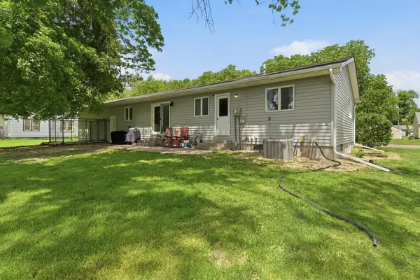 122 Martin ST E, Lewisville, MN 56060