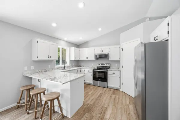 1301 Roberts RD, Buffalo, MN 55313