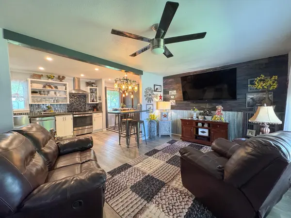 1231 N Baird AVE, Fergus Falls, MN 56537