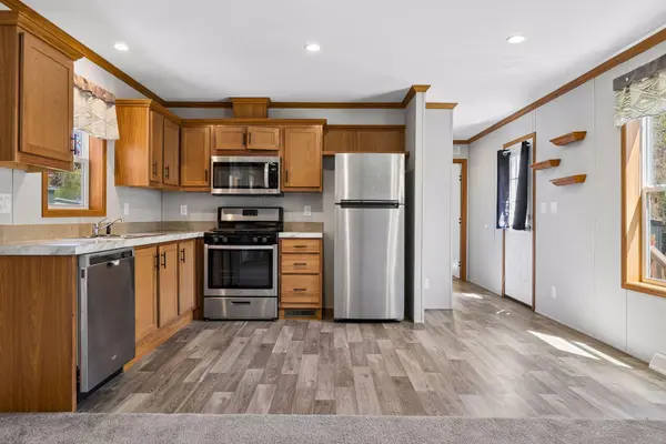 175 Highview Circle, Watertown, MN 55388