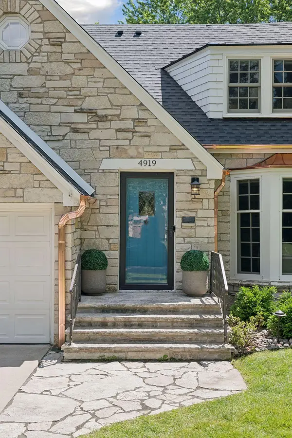 4919 Bruce AVE, Edina, MN 55424