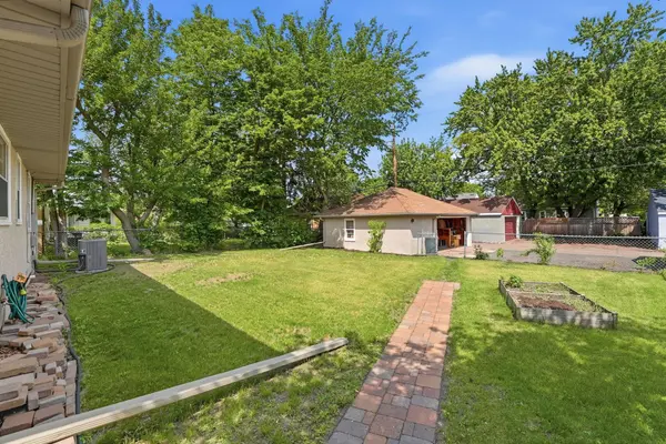 5012 Russell AVE N, Minneapolis, MN 55430