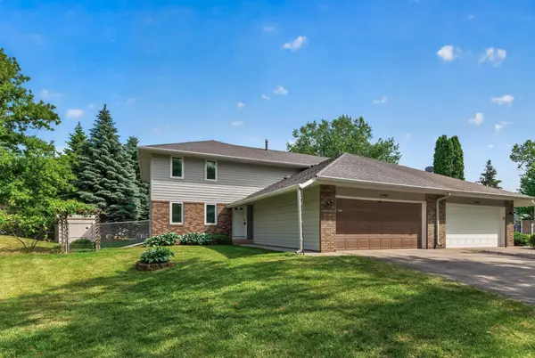 12405 Birnamwood CT,  Burnsville,  MN 55337