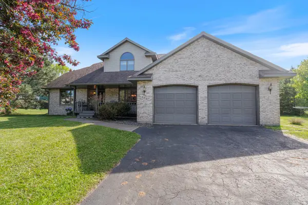405 Linda LN, Cloquet, MN 55720