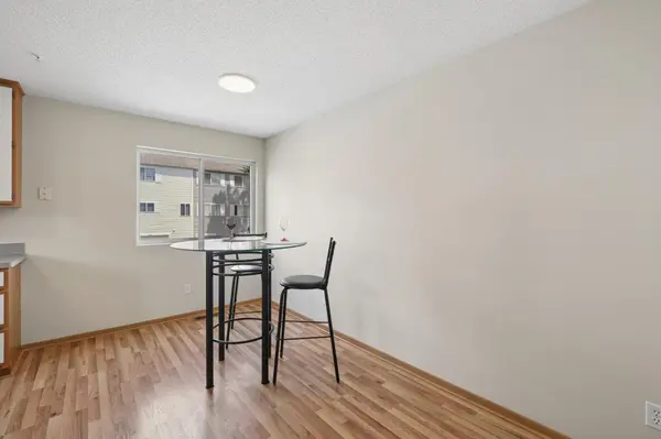 9062 Terra Verde TRL, Eden Prairie, MN 55347