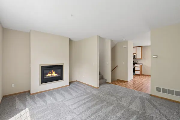 9062 Terra Verde TRL, Eden Prairie, MN 55347