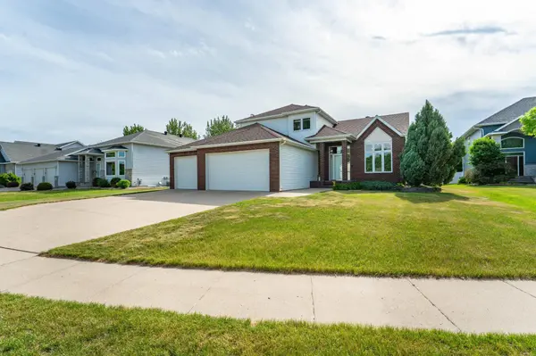 3104 31st ST S, Fargo, ND 58103