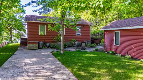 50681 Fish Lake Rd, Detroit Lakes, MN 56501