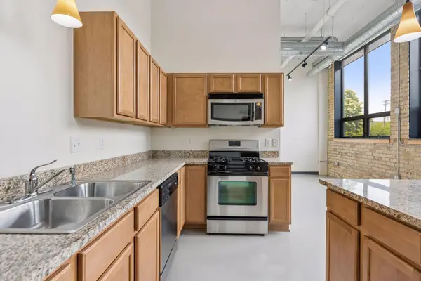 1701 Madison ST NE #101, Minneapolis, MN 55413