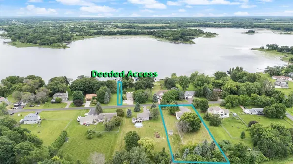 9408 Jennifer CT, Chisago City, MN 55013