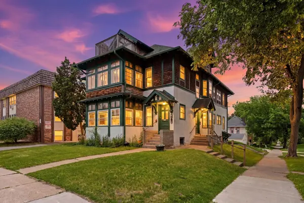 301 W 22nd ST, Minneapolis, MN 55404