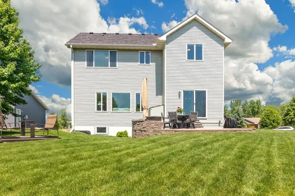 34 Windsor Wood PATH, Hudson, WI 54016