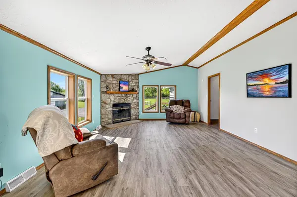 5404 S Midbon RD, Superior, WI 54880