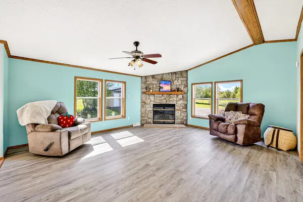 5404 S Midbon RD, Superior, WI 54880