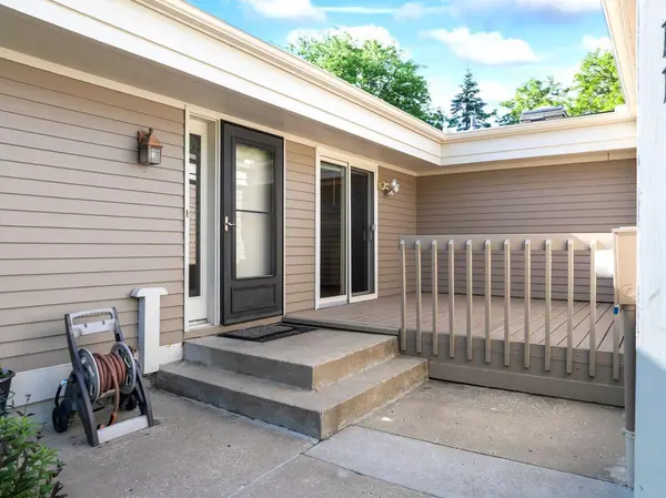 711 Lincoln ST N, Northfield, MN 55057