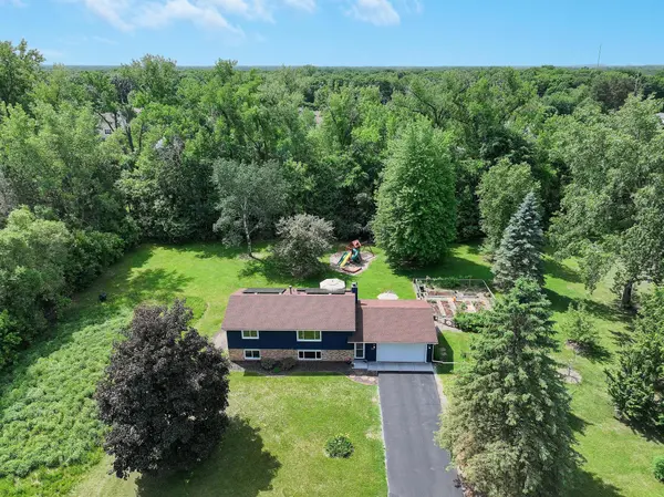 900 James ST, Lino Lakes, MN 55014