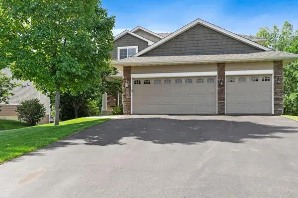 21340 Hytrail CIR, Lakeville, MN 55044
