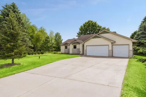 21030 W Linwood DR NE, Wyoming, MN 55079