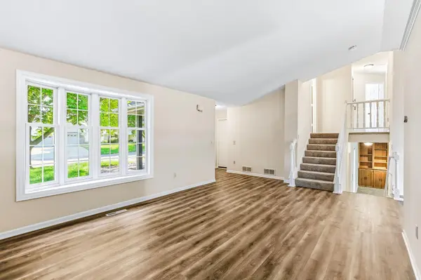 2176 Leyland Alcove, Woodbury, MN 55125