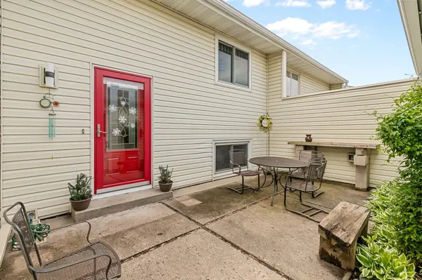 7413 143rd Street CT, Apple Valley, MN 55124