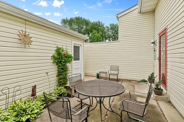 7413 143rd Street CT, Apple Valley, MN 55124
