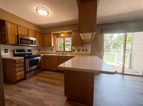 9394 71st Bay S, Cottage Grove, MN 55016