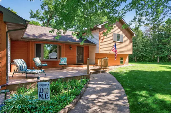 8234 257th ST, Chisago City, MN 55013