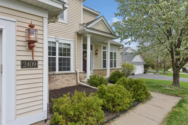 2409 Golf DR, Woodbury, MN 55129