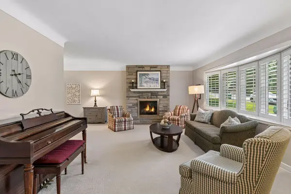 5917 Grimes AVE S, Edina, MN 55424
