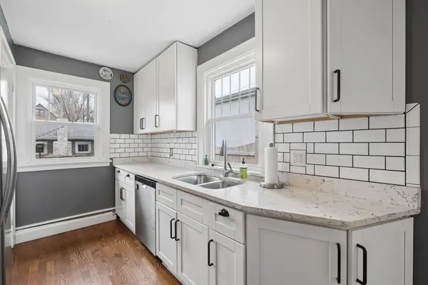 2043 Stanford AVE, Saint Paul, MN 55105