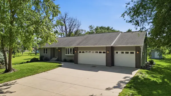 209 1st AVE SW, Geneva, MN 56035