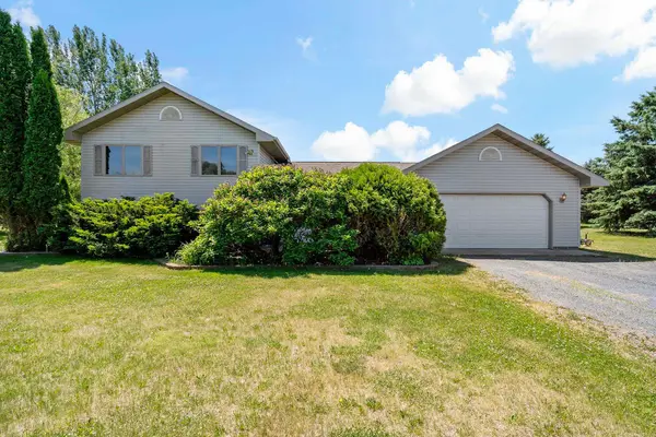 2488 91st AVE, Osceola, WI 54020