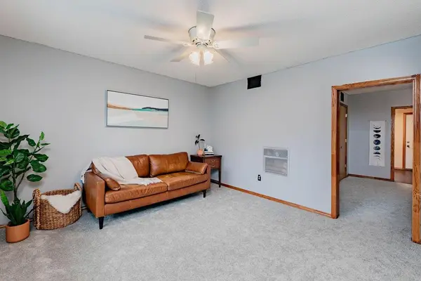 414 2nd ST NW, Barnesville, MN 56514