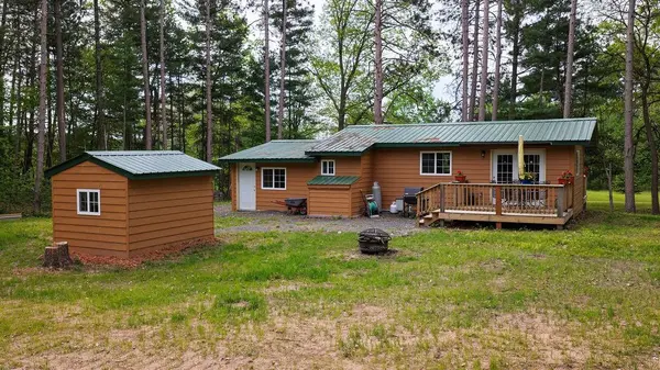 5394 Peterson RD, Webster, WI 54893