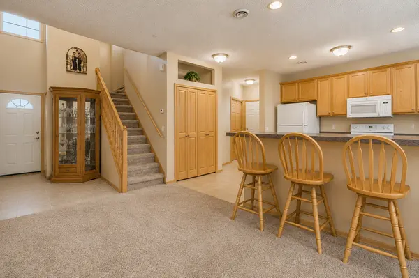 179 Stallion LN, Lino Lakes, MN 55014