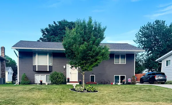 610 3rd AVE SE, Stewartville, MN 55976