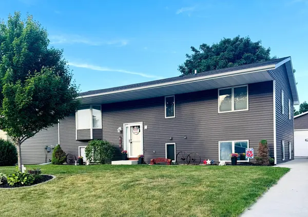 610 3rd AVE SE, Stewartville, MN 55976