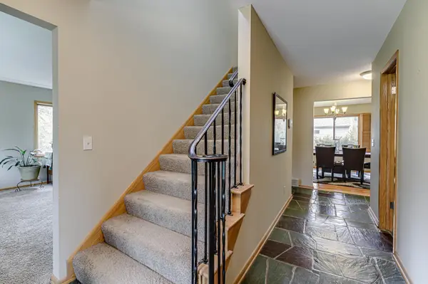 1525 Saint Croix CIR, Golden Valley, MN 55422
