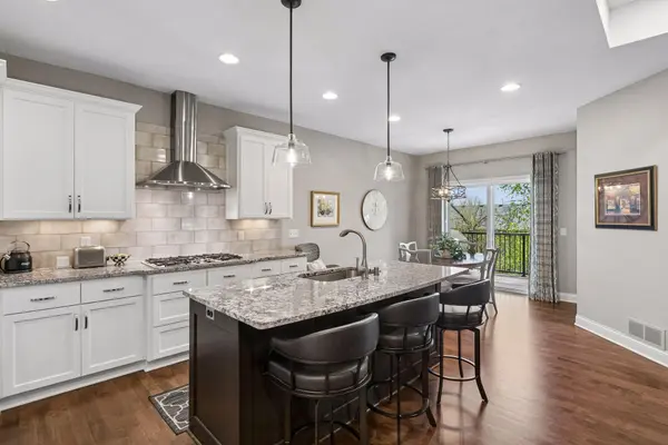 4520 Zircon LN N, Plymouth, MN 55446