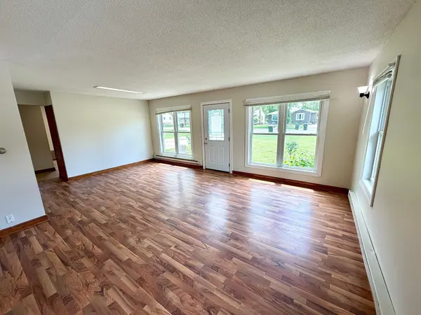 565 Madson AVE SW, Hutchinson, MN 55350
