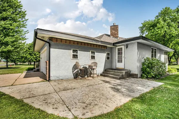 408 2nd ST S, Paynesville, MN 56362